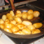Brunede kartofler: En traditionel og uimodståelig delikatesse